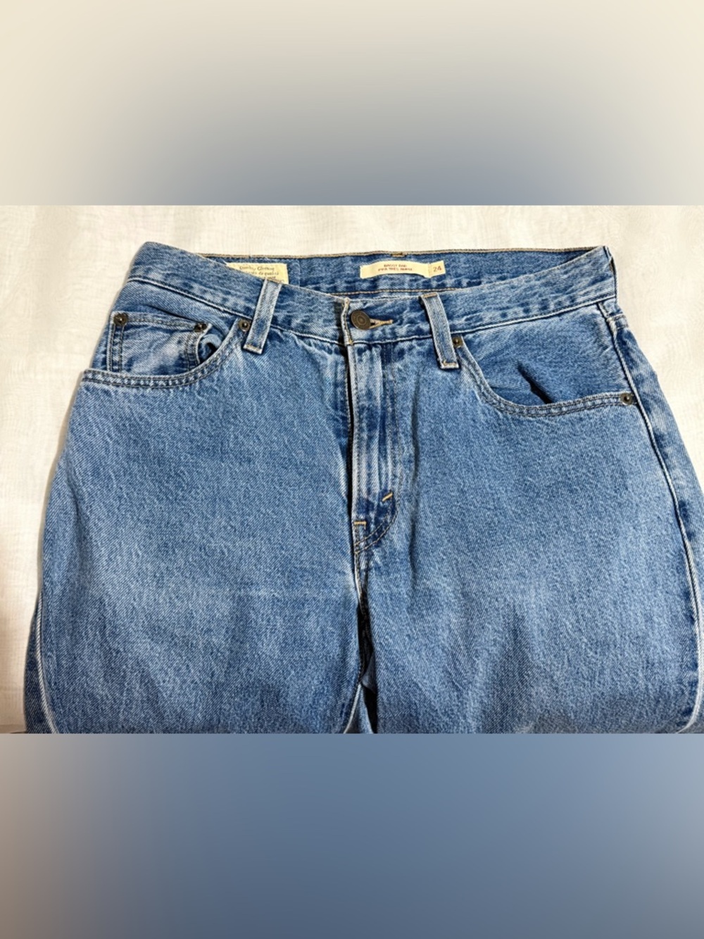 Levi’s Baggy Dad (Size 24) - Picture 4 of 8